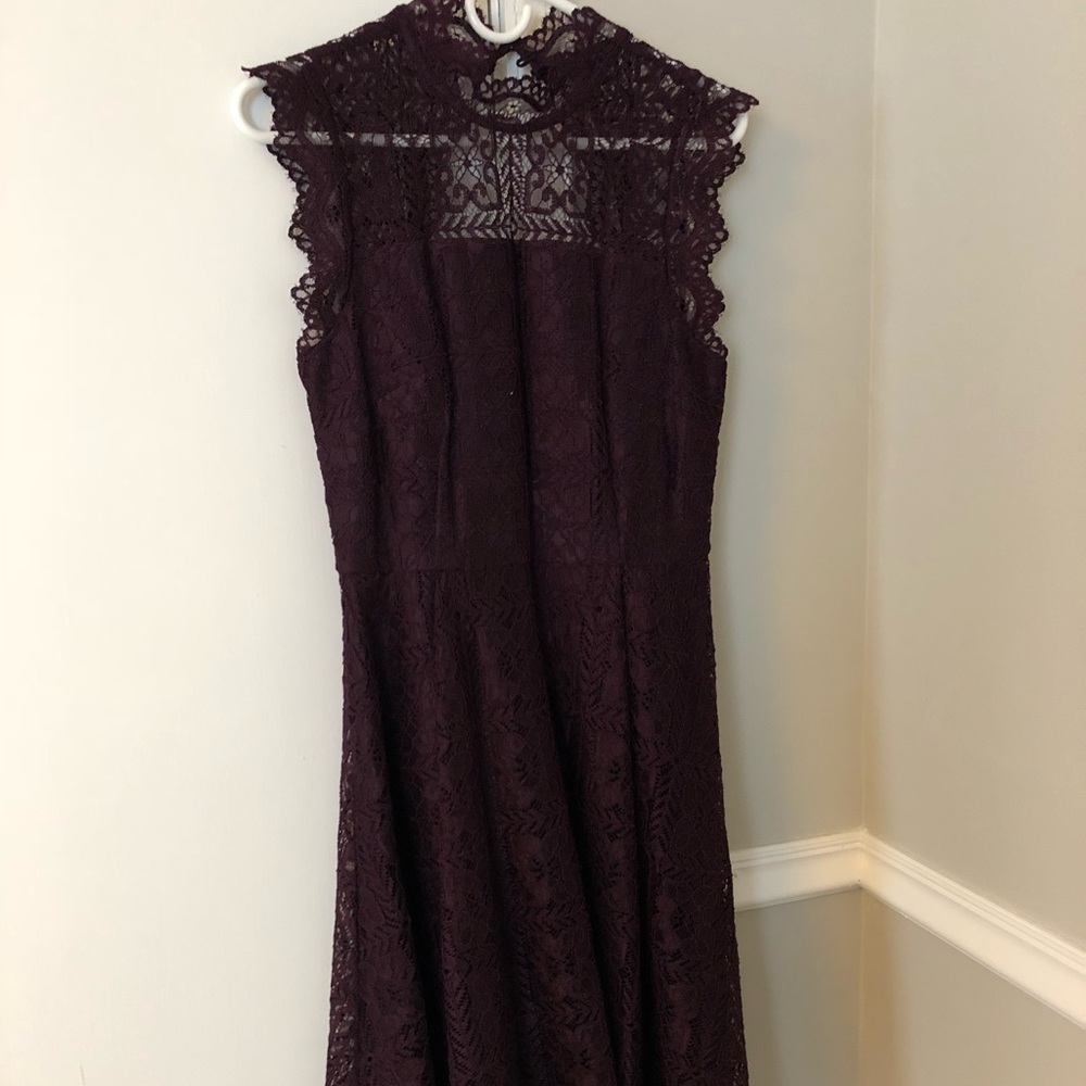 Calvin Klein elegant A-line lace cocktail dress